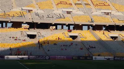 صور.. جماهير الأهلي تتوافد على ملعب برج العرب لحضور مباراة النجمة