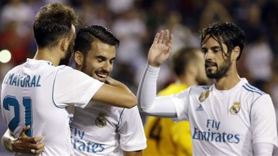 جوليان لوبيتيجي يستدعي 29 لاعباً لمواجهة أتلتيكو مدريد في السوبر الأوروبي