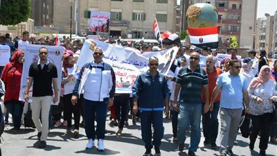 صور.. محافظة سوهاج تحتفل باليوم العالمي للشباب 2018 بمشاركة 500 شاب وفتاة