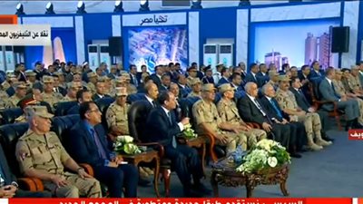 الرئيس السيسي: افتتاح 6 مجمعات جديدة بمنطقة جبل الجلالة خلال عامين 