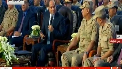 فيديو.. الرئيس السيسي: سيتم طرح شركات الأسمنت الجديدة في البورصة 