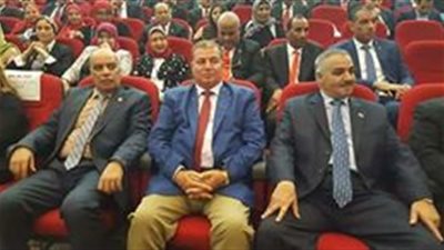 وكيل التربية والتعليم بالفيوم يحضر تكريم المعلمين المتدربين على برنامج الدمج