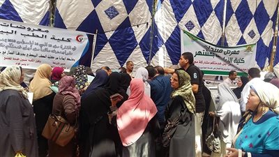 قبل عيد الأضحى 2018.. إقبال كبير علي اللحوم والدواجن بـ معرض منتجات جامعة بنها