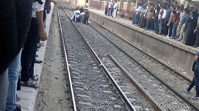 مفاجأة فى انتحار فتاة مترو عين شمس.. ما الذي عثرت عليه  والدتها؟