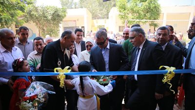محافظ كفرالشيخ يفتتح مدرسة الوحدة المجمعة الابتدائية الجديدة بشباس الشهداء بدسوق بتكلفة 6 مليون جنيه 
