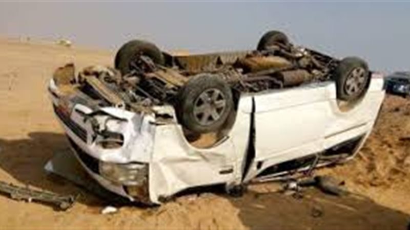 انقلاب سيارة ببنى