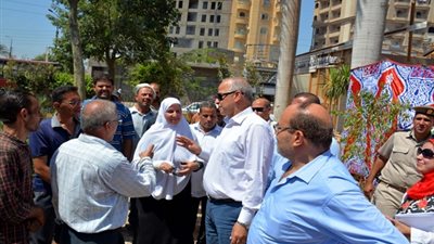 صور.. محافظ القليوبية يتفقد مشروعات خدمية بـ كفر شكر وقليوب بتكلفة ٣٢ مليون جنية