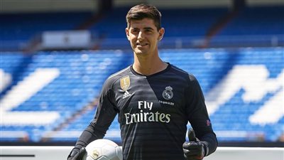 الأس : ريال مدريد يحدد رقم تيبو كورتوا