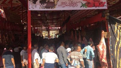 محافظ الشرقية: إقبال كثيف لشراء اللحوم المدعمة بمنافذ معرض عيد الأضحى