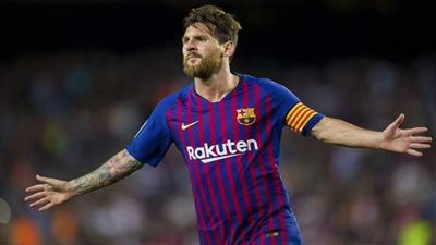 انفوجراف| أرقام ميسي مع برشلونة في الكامب نو