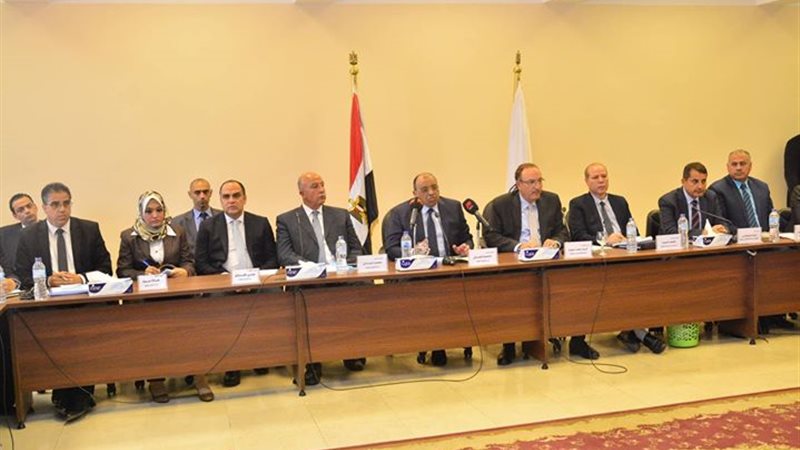 وزير التنمية المحلية-اللواء