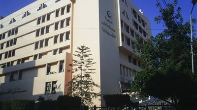 عميد كلية طب المنصورة: لا يوجد خطر على الطاقم الطبي عقب إجراء عملية لـ مصابة إيدز