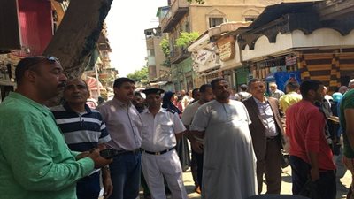 صور.. حملة إزالة مكبرة بحي باب الشعرية لرفع الإشغالات استعدادا لعيد الأضحى 2018
