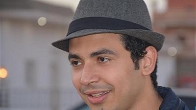 محمد أنور يهنئ إسراء عبد الفتاح بعيد ميلادها 