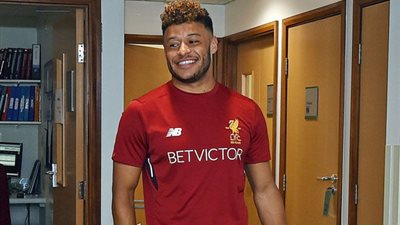 ليفربول يتلقي صدمة كبيرة بسبب تشامبرلين