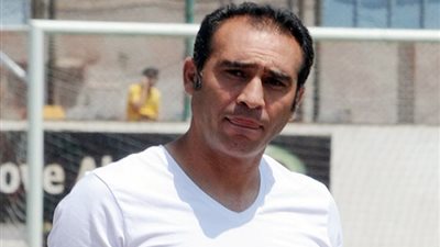 ماهر يطمئن على نجم سموحة