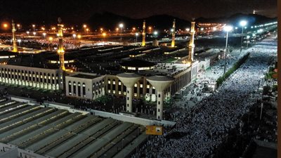 شاهد أول صور لـ تفويج 2 مليون حاج للمبيت بمزدلفة