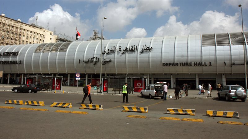 مطار القاهرة 
