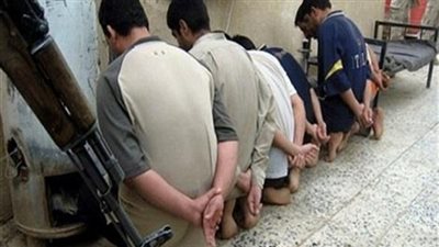 ضبط سائقين ونجار بحوزتهم ٤٥٠ قرص مخدر بـ الخانكة 