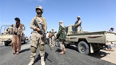 الجيش اليمني يشن غارات جديدة على مواقع مليشيات الحوثي الإرهابية 