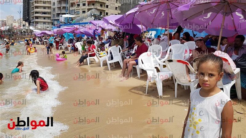 احتفال المصريين بعيد
