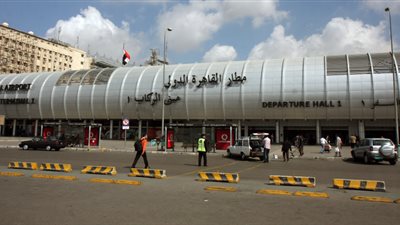 مطار القاهرة يستأنف استعداداته لاستقبال رحلات عودة 