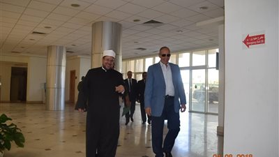 محافظ البحر الأحمر يستقبل وزير الأوقاف بالديوان العام 