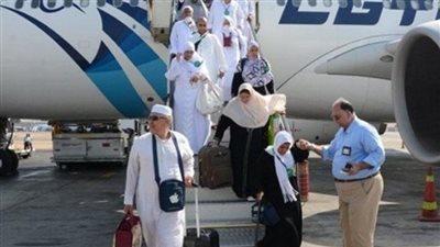 عودة أول وفود الحج السياحى اليوم 