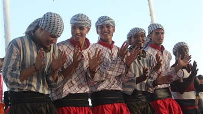 صور.. جمعة الوفاء للطواقم الطبية والصحفية من مخيم العودة شرقي غزة