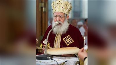 اليوم .. صلاة التجنيز على القمص يوحنا فؤاد راعي كنيسة العذراء بالمطرية