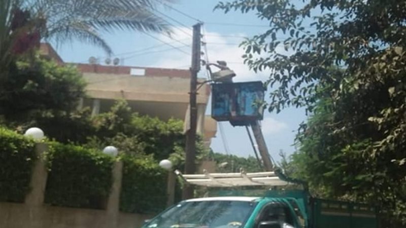 صيانة أعمدة الإنارة