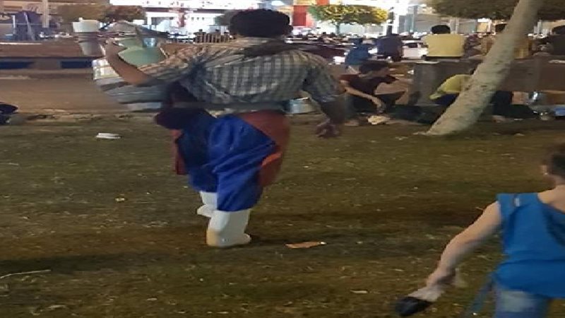 بائع العرقسوس