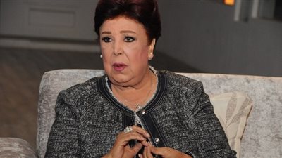 فيديو.. رجاء الجداوي تعلق على خبر وفاتها