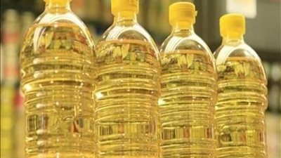 ضبط سائق بتهمة حيازة 1300 لتر زيت مجهول المصدر بـ طامية في الفيوم