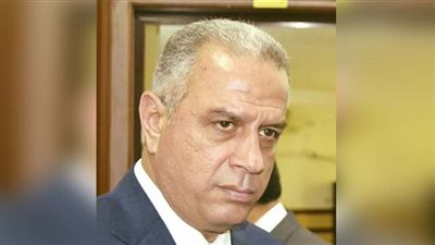مصرع شخص إثر حادث تصادم سيارة وتروسيكل في طريق إبشواى السياحي