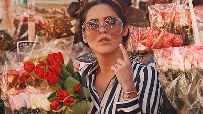 يا حلاوتك يا نضارتك.. نصائح مهمة لـ ارتداء النظارات الشمسية الكبيرة في الصيف