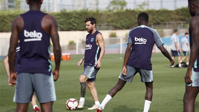 صور .. برشلونة يعود لتدريباته استعدادًا للقاء هويسكا