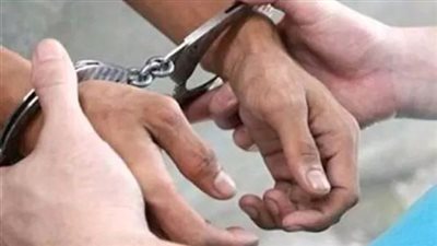 ضبط سائق بحوزته  كمية من مخدر الحشيش ودراجة نارية مسروقة بـ الخانكة