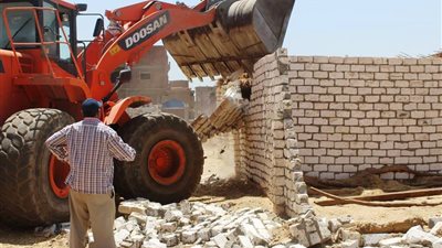 إزالة التعديات علي الأراضي الزراعية في قرية الصلعا بـ سوهاج