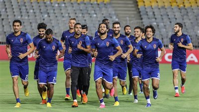 الأهلي يختتم تدريباته لمواجهة كمبالا بـ العرضيات