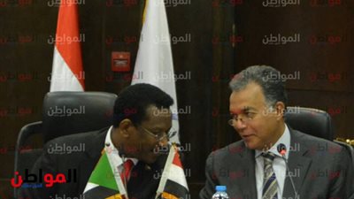 صور.. وزير النقل يجتمع بنظيره السوداني لتوطيد سبل التعاون بين البلدين