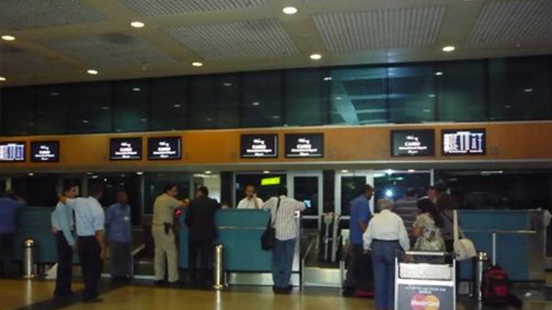 مطار القاهرة