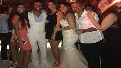 صور.. محمد إمام يحتفل بـ زفافه فى الساحل الشمالى وسط نجوم الفن والإعلام 