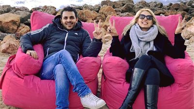 أغرب عزومة.. مي حلمي تدعو صاحب شائعة انفصالها على حفل زواجها!! 