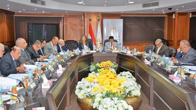 وزير الشباب يترأس اجتماع صندوق التمويل الأهلي في تشكيله الجديد