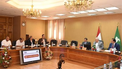 محافظ الشرقية: بدء تنفيذ إنشاء مجمع خدمي بالمنطقة الصناعية ببلبيس