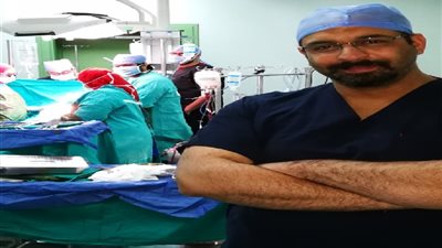 فريق طبي مصرى يجري جراحة نادرة لاستئصال ورم في القلب لطفل 