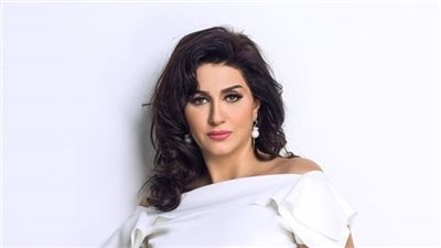 شاهد أول ظهور لـ نجل وفاء عامر.. هل يشبهها؟ 
