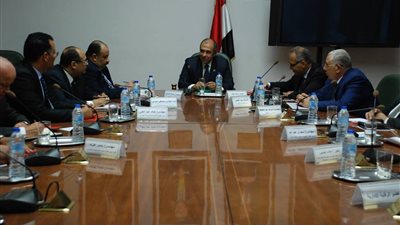 صور.. وزير الزراعة يؤكد أهمية 