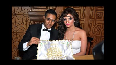 محمد رمضان يحتفل بـ عيد ميلاد زوجته 
